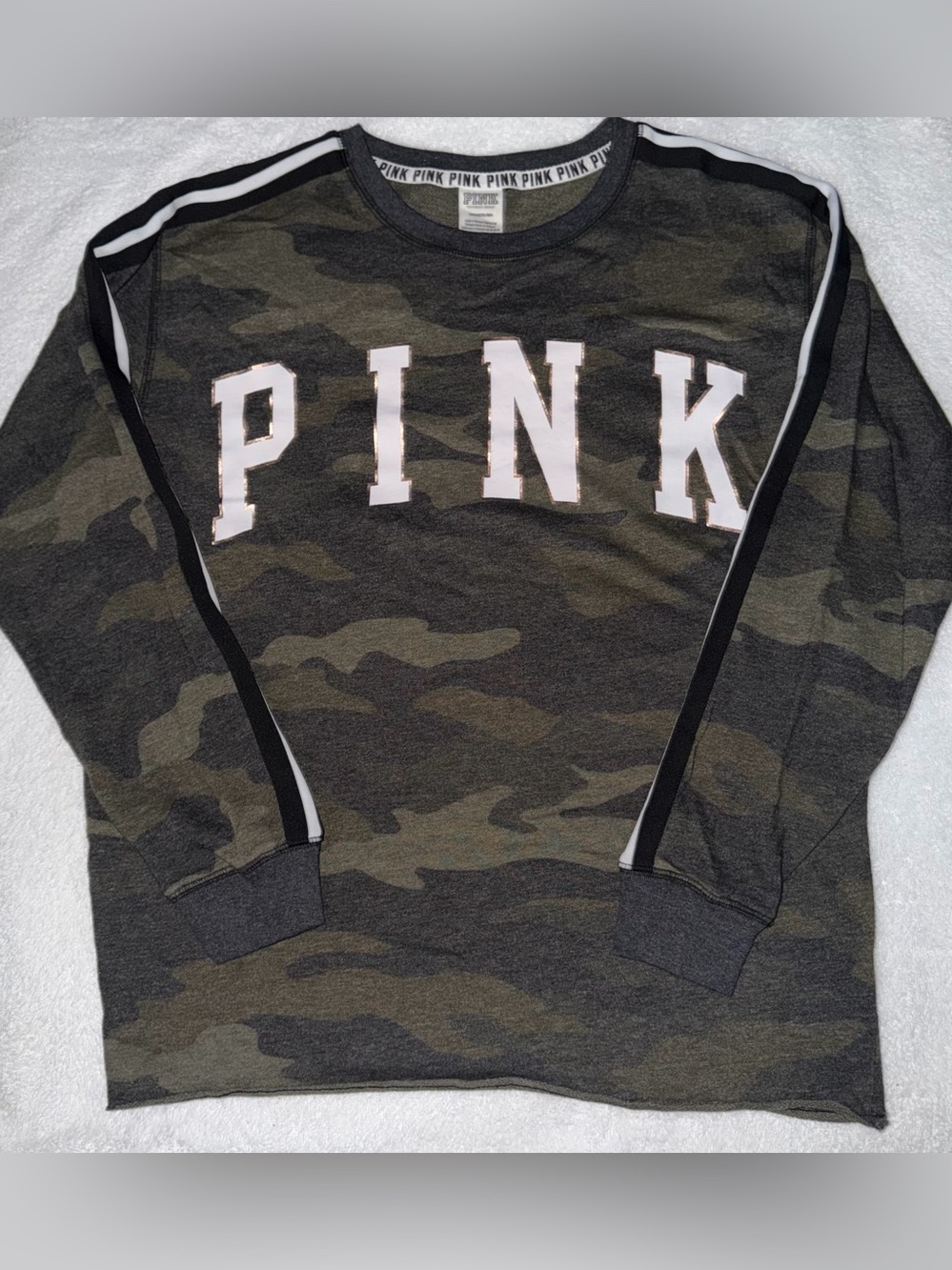 Women PINK by Victoria's Secret Green Camo Crewneck Sweatshirt Size Small